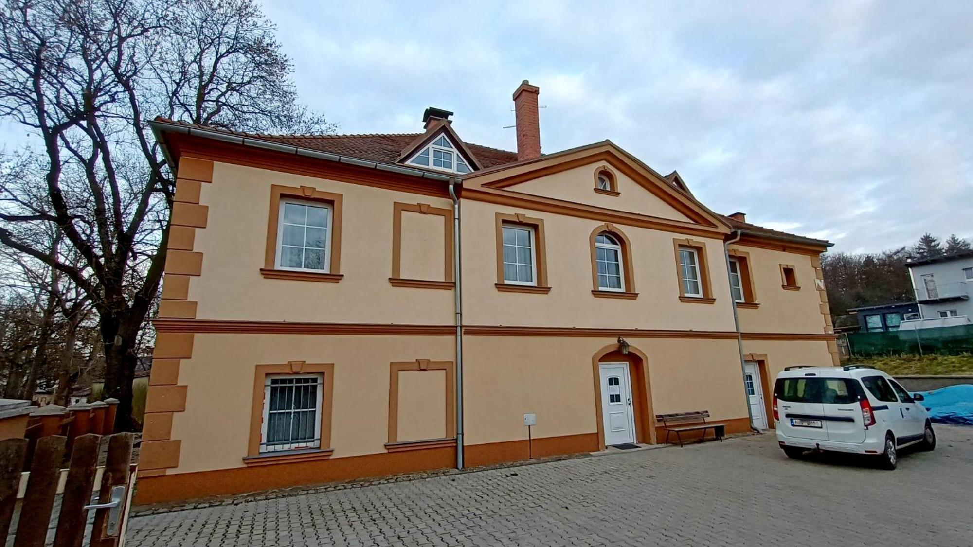 Apartments Gato Karlovy Vary Dalovice Exterior foto
